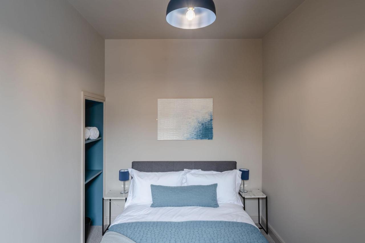 Swan House - Free Parking - Ten Minute Walk To Train Station - Perfectly Located For City Centre & Racecourse Casa vacanze York