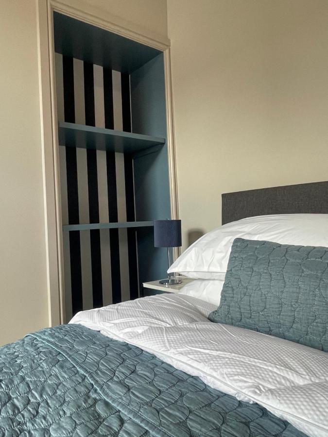Swan House - Free Parking - Ten Minute Walk To Train Station - Perfectly Located For City Centre & Racecourse Casa vacanze York